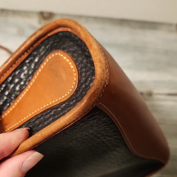 Two-Tone Leather Crossbody Bag - Picture 7 of 16